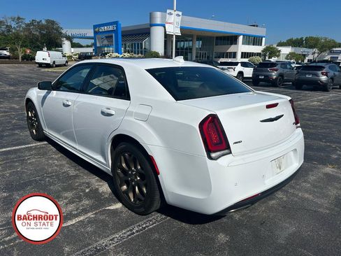 Used 2016 Chrysler 300 S w/ 300S Premium Group AWD/4WD image 7