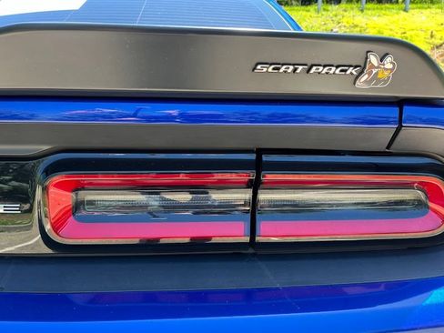 Used 2021 Dodge Challenger R/T Scat Pack RWD image 43