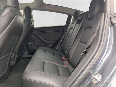 Used 2020 Tesla Model 3 Long Range image 18