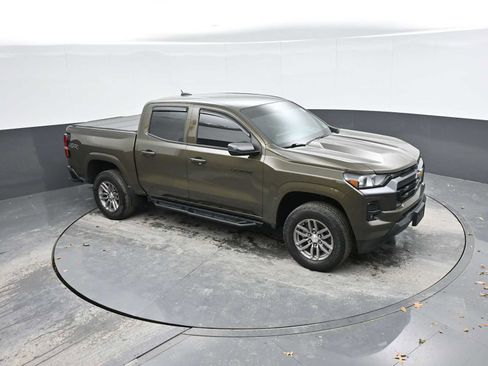 Used 2023 Chevrolet Colorado LT w/ LT Convenience Package image 13