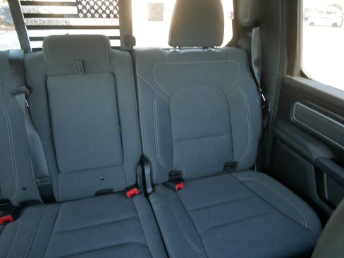 Used 2023 RAM 1500 Big Horn AWD/4WD image 14