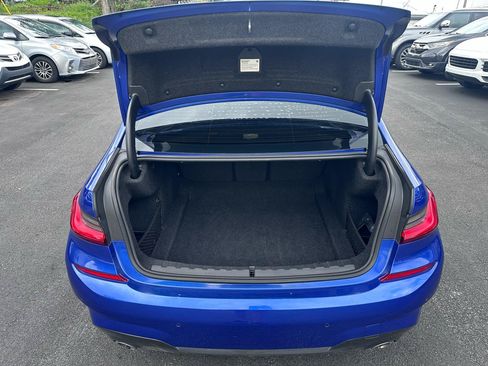 Used 2021 BMW 330i Sedan w/ M Sport Package RWD image 29