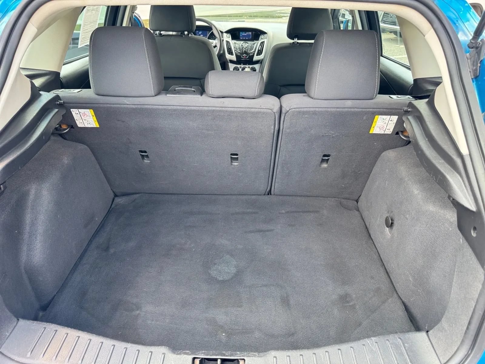 Used 2014 Ford Focus SE FWD image 29
