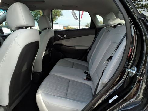 Certified 2023 Hyundai Kona SEL w/ Convenience Package image 15