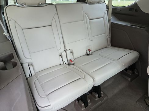 Used 2024 GMC Yukon Denali image 29