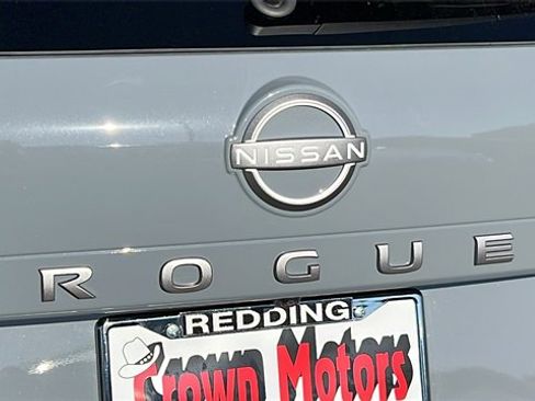 New 2026 Nissan Rogue SV image 12