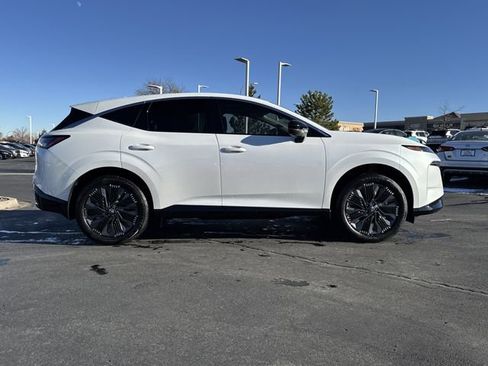 Used 2025 Nissan Murano Platinum image 2