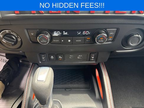 Used 2026 Nissan Frontier PRO-4X AWD/4WD image 19