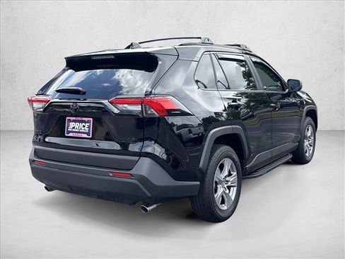 Certified 2025 Toyota RAV4 LE AWD/4WD image 4