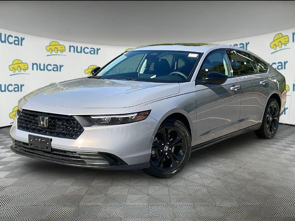 Used 2025 Honda Accord SE image 3
