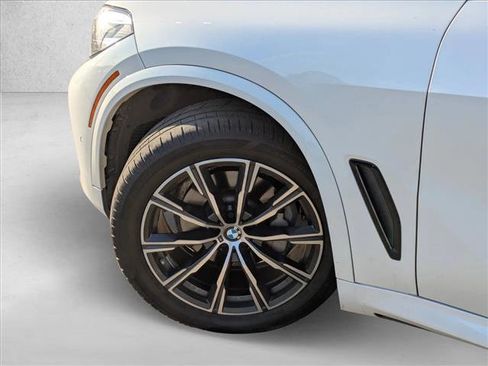 Used 2019 BMW X5 xDrive40i w/ M Sport Package image 8