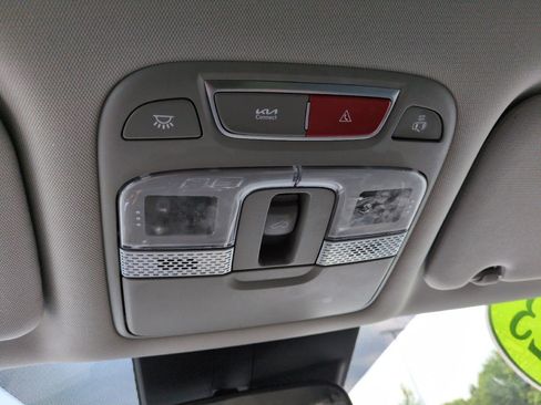 Used 2023 Kia Telluride S w/ S Sunroof Package FWD image 23