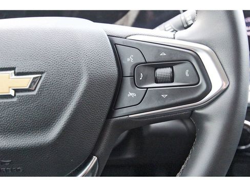 Used 2024 Chevrolet Trax LT w/ Driver Confidence Package image 14