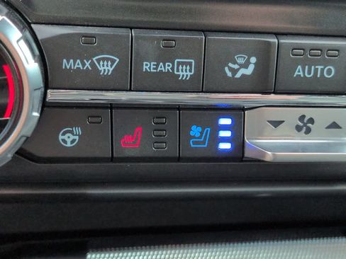 Used 2022 Ford F150 Raptor w/ Equipment Group 801A High AWD/4WD image 23