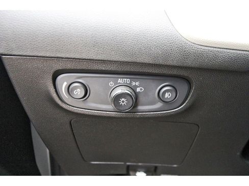 Used 2023 Buick Encore GX Select FWD image 17