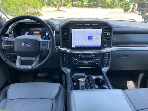 Certified 2022 Ford F150 Lariat w/ Equipment Group 502A High AWD/4WD image 16