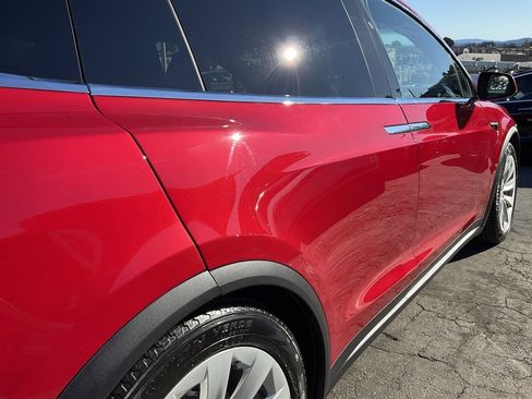 Used 2017 Tesla Model X 75D image 99