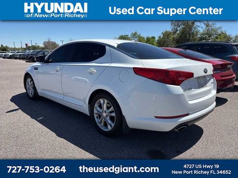 Used 2013 Kia Optima EX image 2