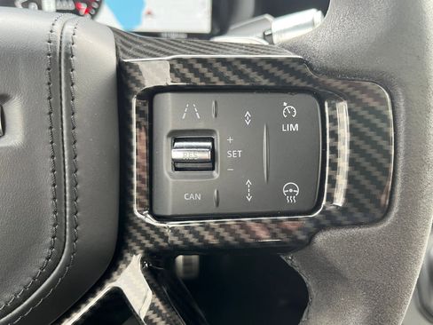 Used 2022 Land Rover Defender 90 V8 image 17