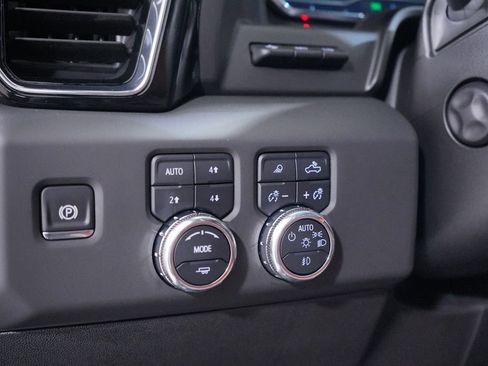 Used 2025 GMC Sierra 1500 Denali Ultimate AWD/4WD image 21