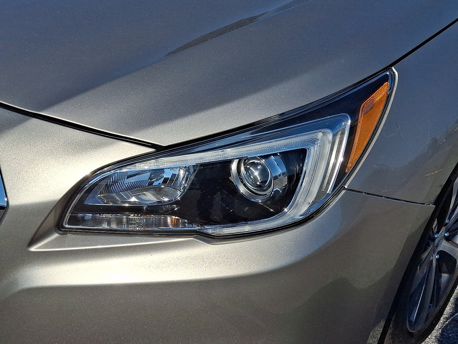 Used 2017 Subaru Legacy 2.5i Limited AWD/4WD image 10