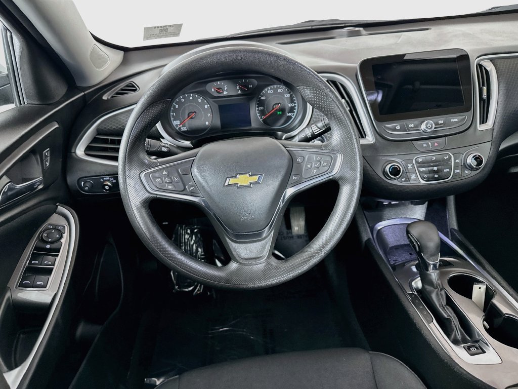 Used 2024 Chevrolet Malibu LT FWD image 29