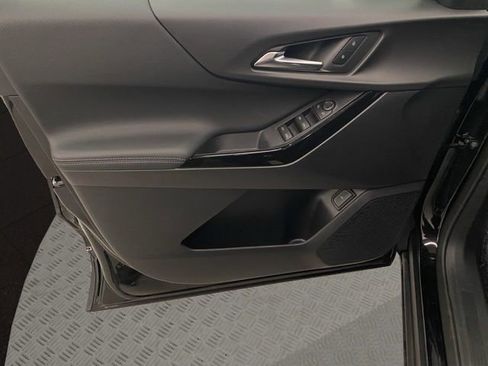 New 2026 Chevrolet Equinox LT w/ Convenience Package II image 10