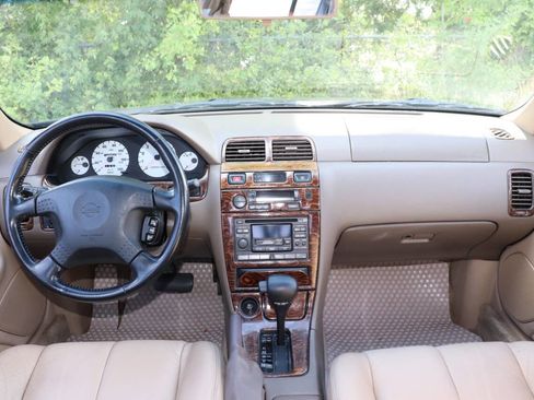 Used 1997 Nissan Maxima GXE FWD image 19
