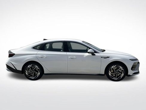 New 2026 Hyundai Sonata SEL AWD/4WD image 8