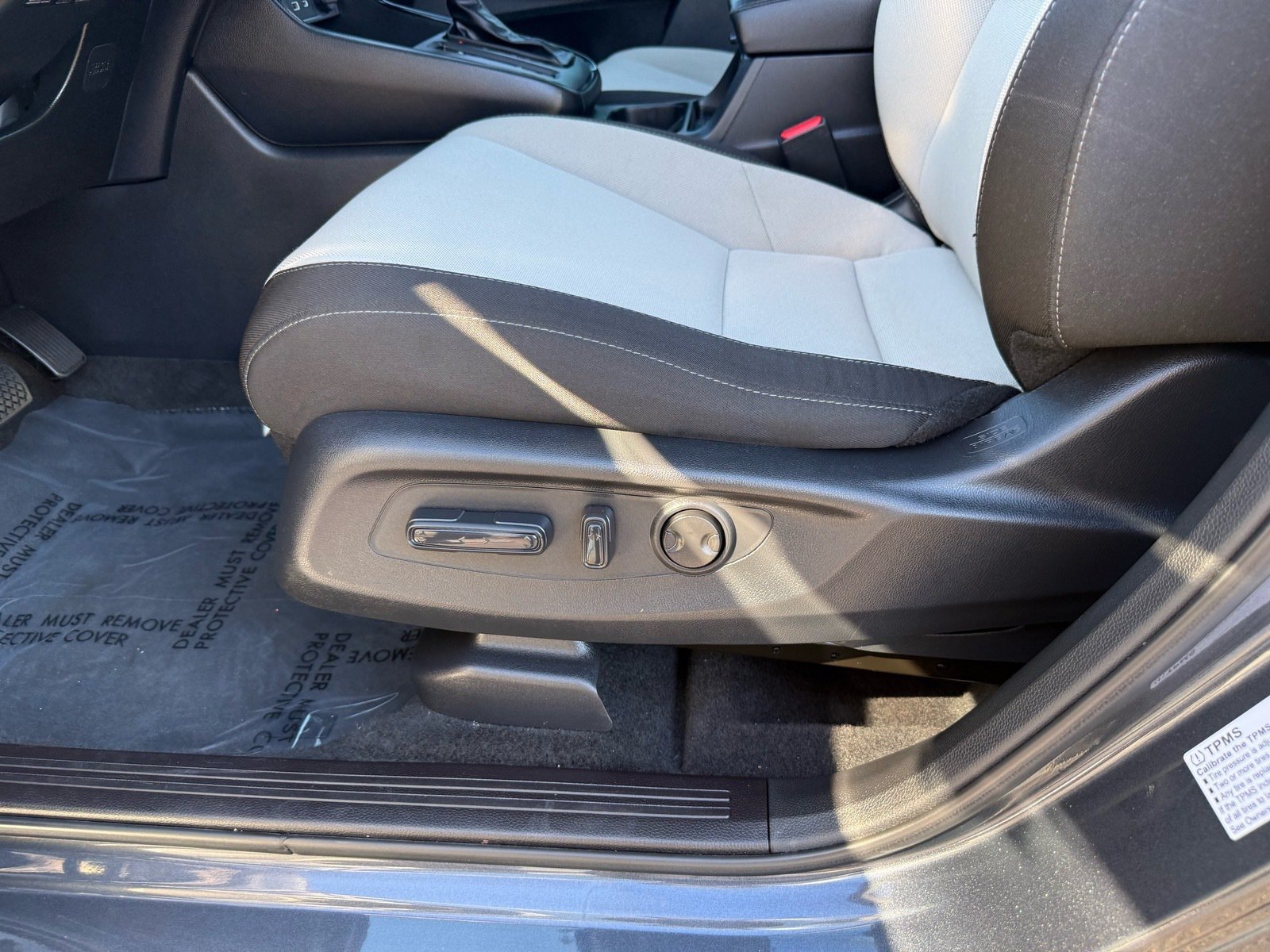 Certified 2025 Honda CR-V EX image 14