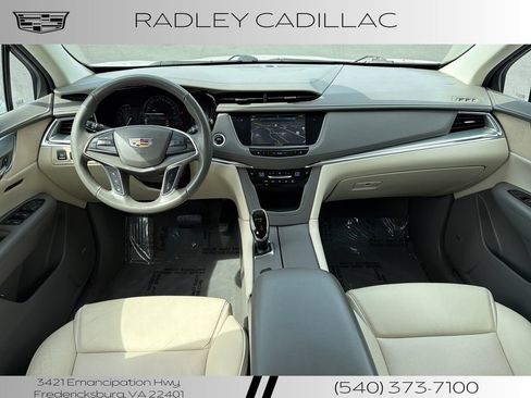 Used 2019 Cadillac XT5 Luxury FWD image 12