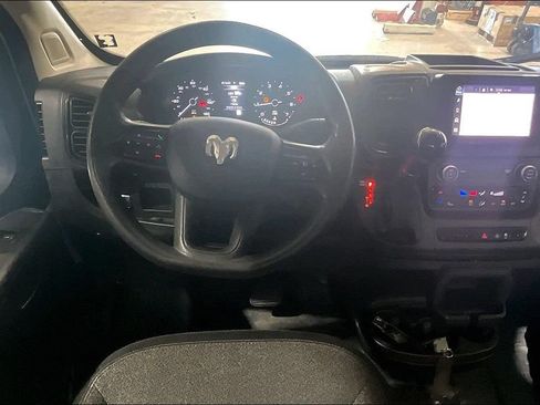 Used 2023 RAM ProMaster 2500 FWD image 5
