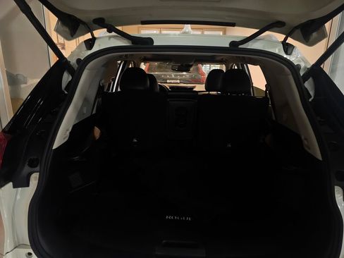 Used 2020 Nissan Rogue SL w/ Premium Package AWD/4WD image 7