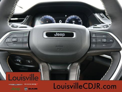 New 2026 Jeep Grand Cherokee L 4WD image 16