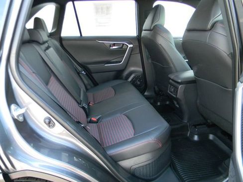 Used 2025 Toyota RAV4 XSE w/ Weather Package AWD/4WD image 25