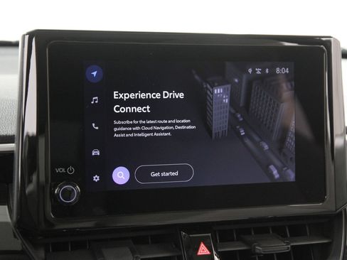 Used 2024 Toyota Corolla Cross LE image 10