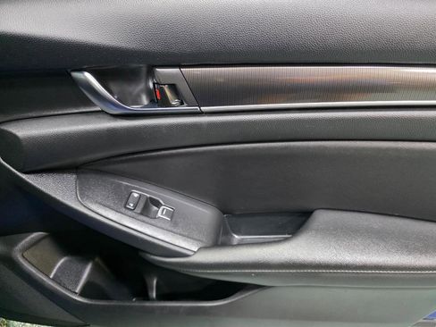 Used 2020 Honda Accord Sport image 26