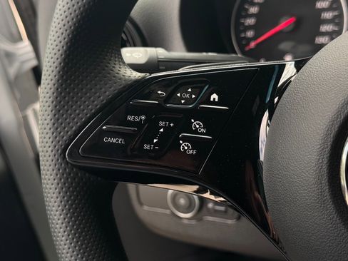 Used 2025 Mercedes-Benz Sprinter 2500 image 33