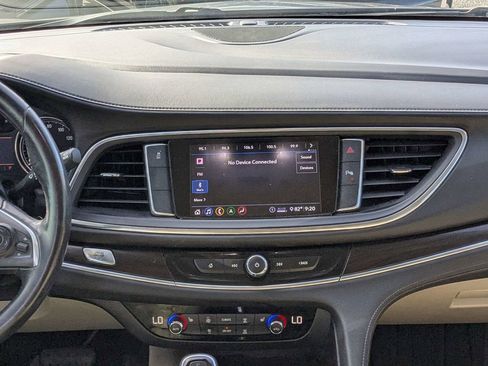 Used 2020 Buick Enclave Essence w/ Sound and Sites Package FWD image 19