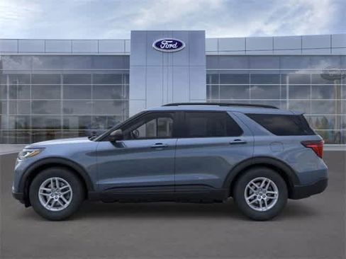New 2026 Ford Explorer Active image 3