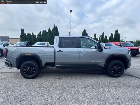 New 2026 GMC Sierra 2500 AT4 w/ AT4 Premium Plus Package AWD/4WD image 7