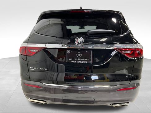 Used 2023 Buick Enclave Essence image 6