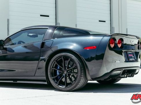 Used 2013 Chevrolet Corvette ZR1 w/ 3ZR Preferred Equipment Group RWD image 60