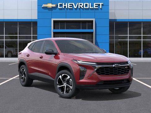 New 2025 Chevrolet Trax RS w/ Driver Confidence Package image 7