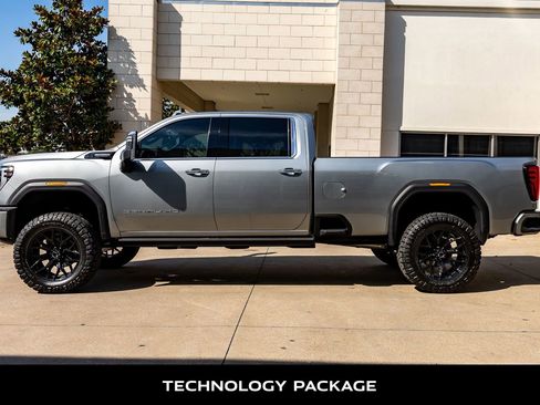 Used 2024 GMC Sierra 3500 Denali Ultimate AWD/4WD image 6