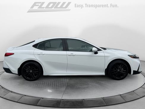 Certified 2026 Toyota Camry SE w/ Convenience Package FWD image 10