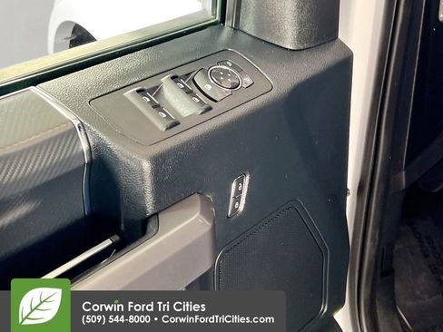 Used 2019 Ford F150 XLT w/ Equipment Group 302A Luxury image 12