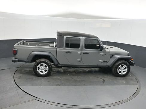 Used 2021 Jeep Gladiator Sport image 28