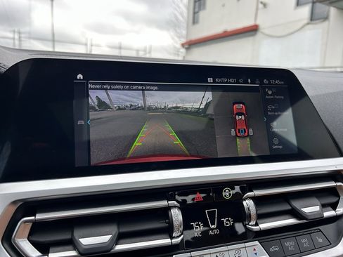 Used 2021 BMW 330e xDrive 330e xDrive w/ M Sport Package image 23