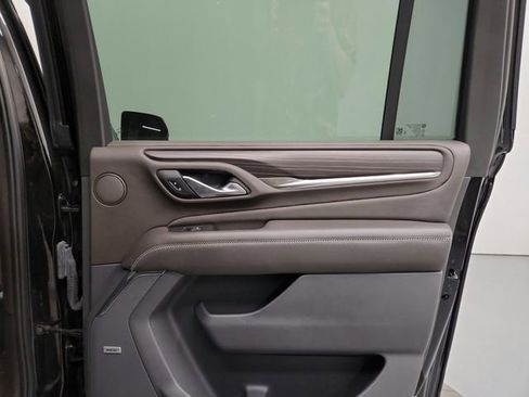 Used 2022 GMC Yukon XL Denali RWD image 42